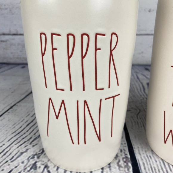 🎄 Rae Dunn Peppermint & Joy To The World Christmas Canister Set - Picture 2 of 9